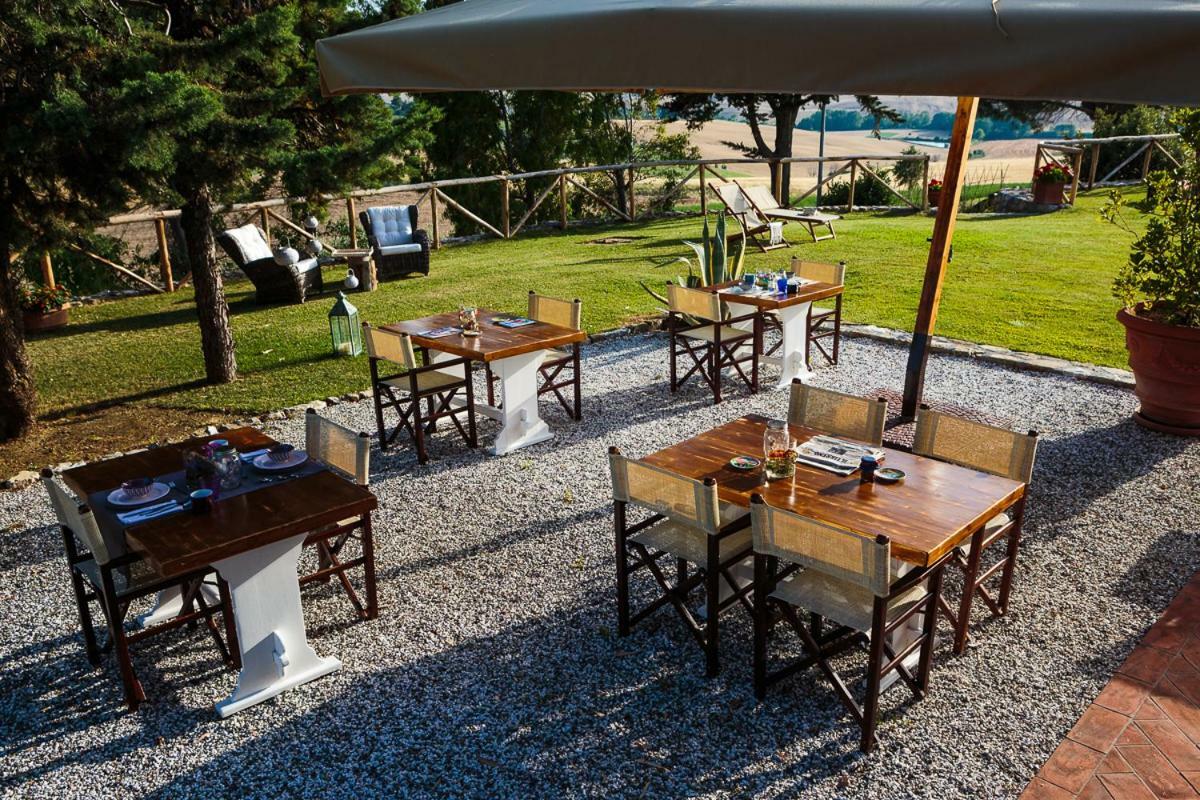 Il Montelletto Bed & Breakfast ซานตาลูเช ภายนอก รูปภาพ